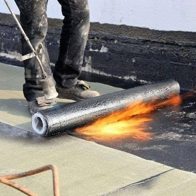  Impermeabilización con material asfaltico en casas habitación, residencias o escuelas.